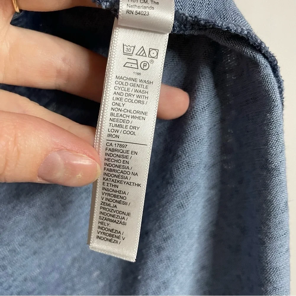 Athleta Soft Modal Blend Breezy Scoop V Tee in Blue Leopard - Picture 11 of 13